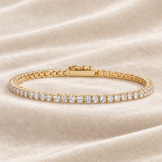 Angled view of tennis bracelet