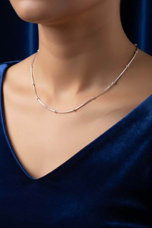 On neck blue velvet